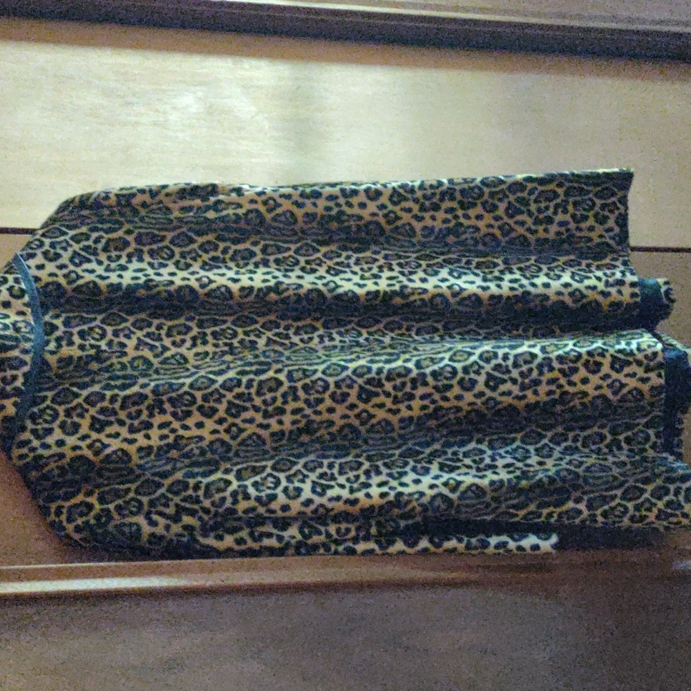 Coat - Picture 9 of 9
